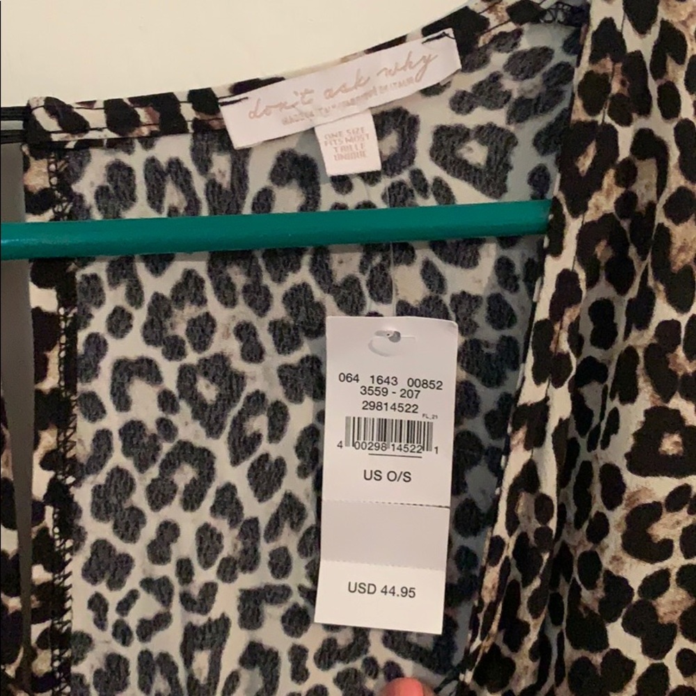 Don’t ask why Leopard Prink one size romper - Picture 2 of 3